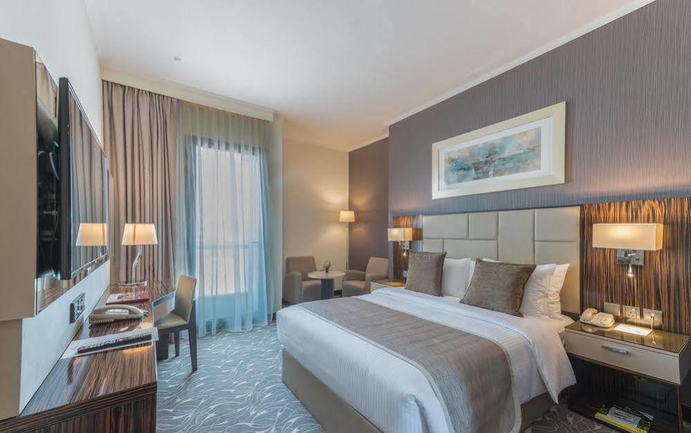 Hotel Al Diar Regency Abu Dhabi Esterno foto